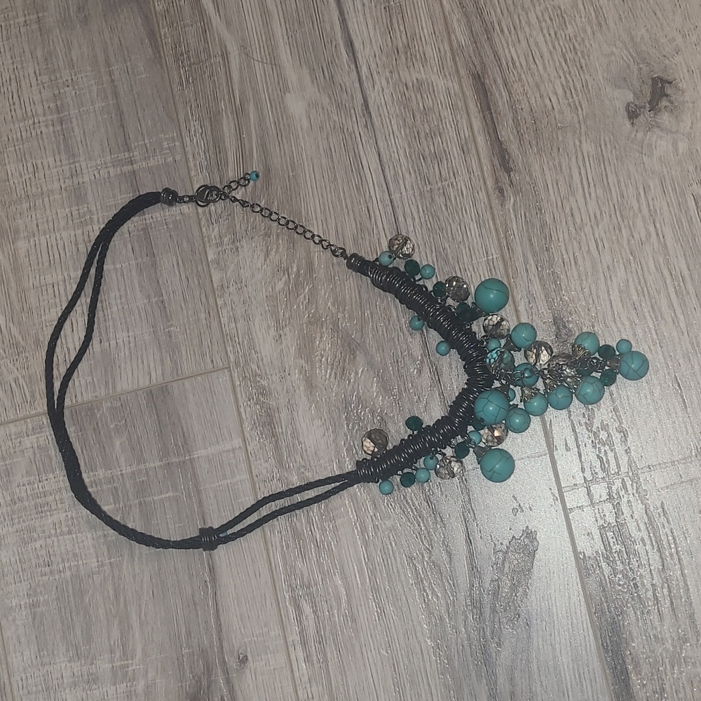 Turquoise beaded necklace